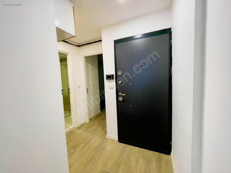 Anadolu Üniversitesinin Dibinde Kiralık Sıfır 1+1 Daire — fotoğraf 4