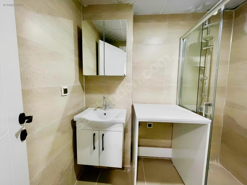 Anadolu Üniversitesinin Dibinde Kiralık Sıfır 1+1 Daire — fotoğraf 8
