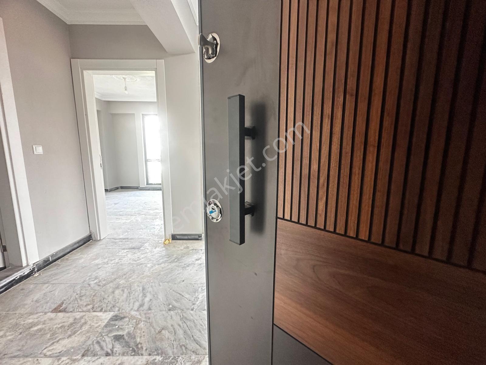 Referans'tan Denize Yakın, Yerden Isıtmalı, Huzur Dolu 2+1 Daire — fotoğraf 4