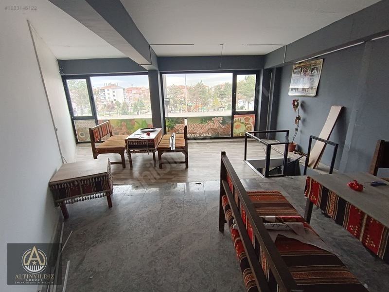 Çarşı Merkezde Satılık Dükkan - 45m² - Yüksek Prim Potansiyeli — fotoğraf 4