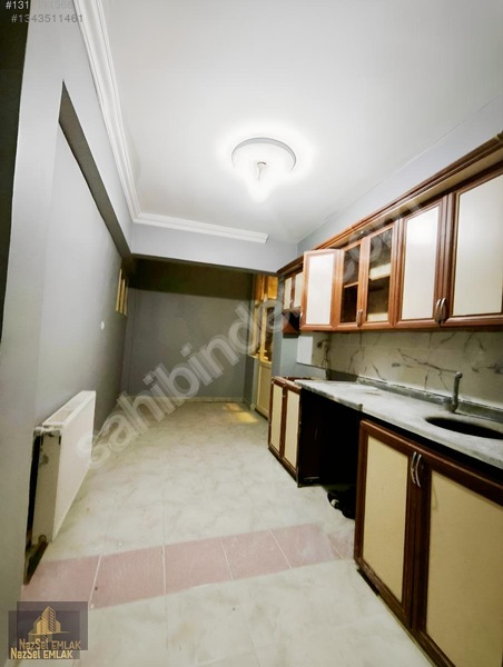 Nazsel Emlaktan Koyunoğlunda Kiralık Daire — fotoğraf 10
