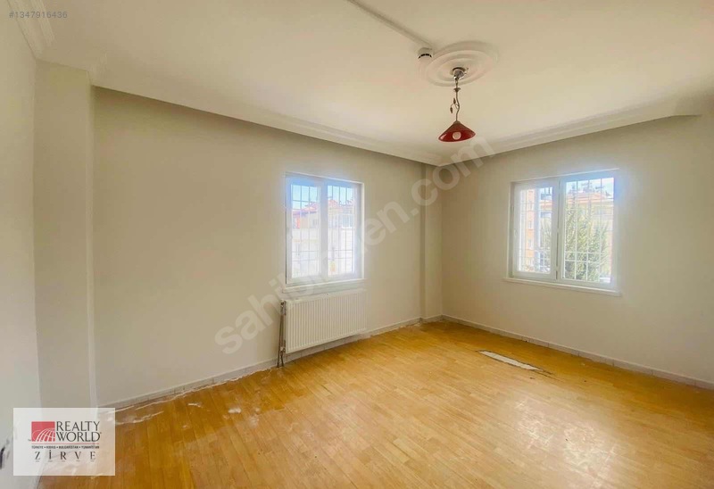 Binevler Mahallesinde Komple Kiralık Ticari Bina 1000m2 20 Odalı — fotoğraf 2