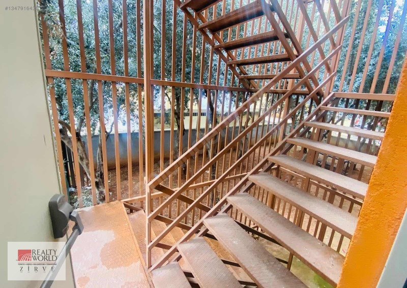 Binevler Mahallesinde Komple Kiralık Ticari Bina 1000m2 20 Odalı — fotoğraf 6