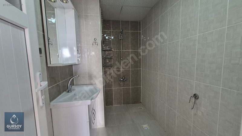 Gürsoylardan Kayalıkta Satılık Arakat 3+1 Daire — fotoğraf 5