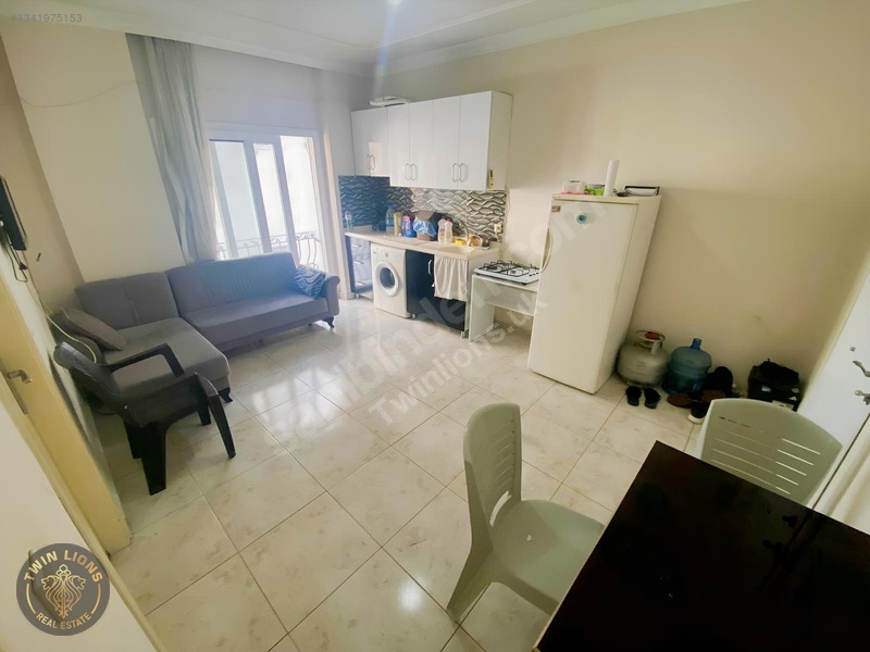 İskenderun Meydan Mahallesi Satılık Full Eşyalı 1+1 Daire — fotoğraf 4