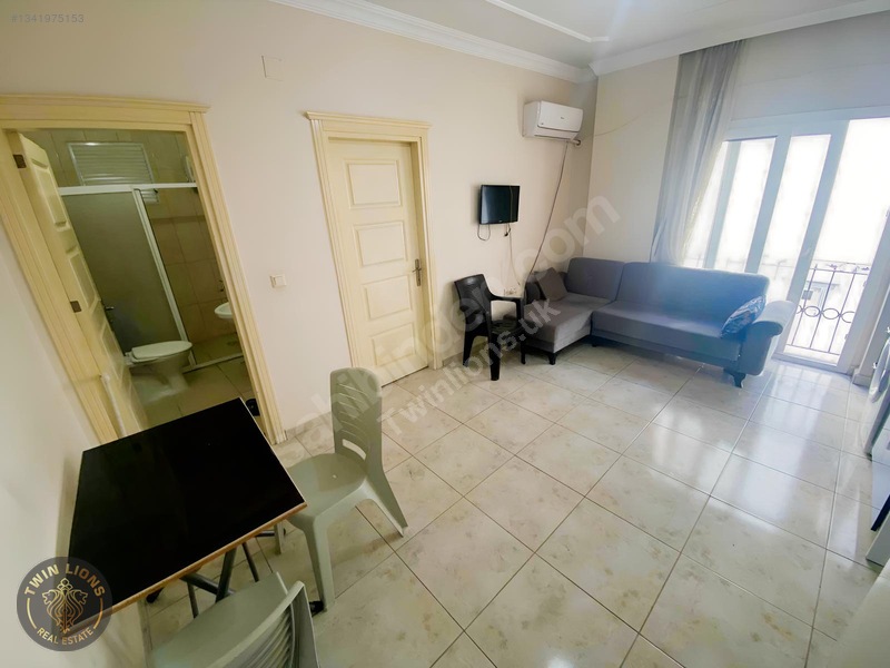 İskenderun Meydan Mahallesi Satılık Full Eşyalı 1+1 Daire — fotoğraf 5