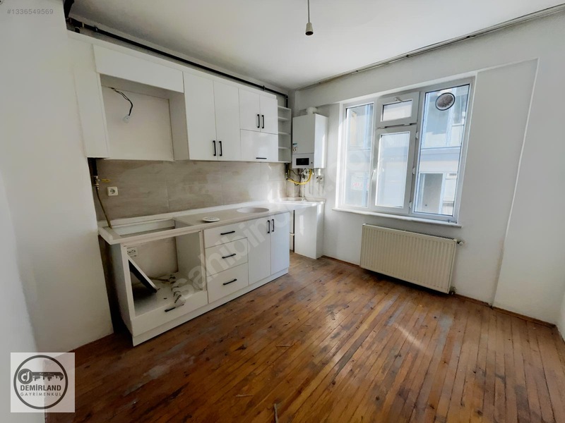 Demirland'dan Kiralık Fuatpaşa'da 3+1 Geniş Daireler — fotoğraf 5