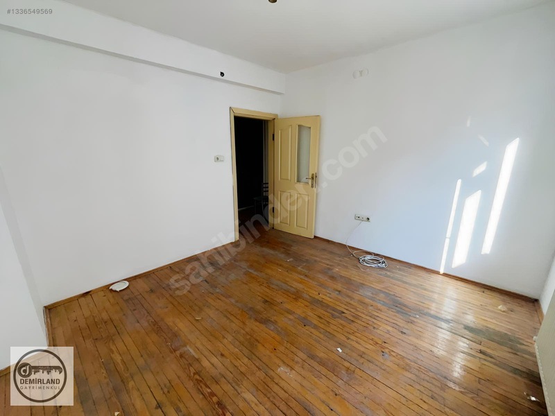 Demirland'dan Kiralık Fuatpaşa'da 3+1 Geniş Daireler — fotoğraf 12