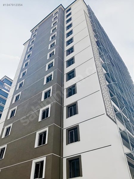 Candaroğlu Mahallesinde Site İçerisi Arakatta Satılık 2+1 Daire — fotoğraf 2