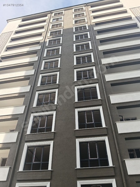 Candaroğlu Mahallesinde Site İçerisi Arakatta Satılık 2+1 Daire — fotoğraf 3