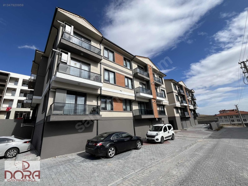 Dora'Dan Merkez Kampüs Karşısında Eşyalı Kiralık 1+1 Daire