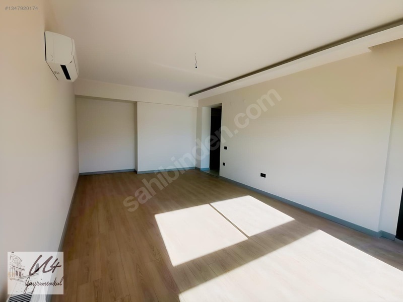 Çiğli Green Park'ta 125 M2 3+1 Peyzaj Manzaralı Sıfır Daire... — fotoğraf 5