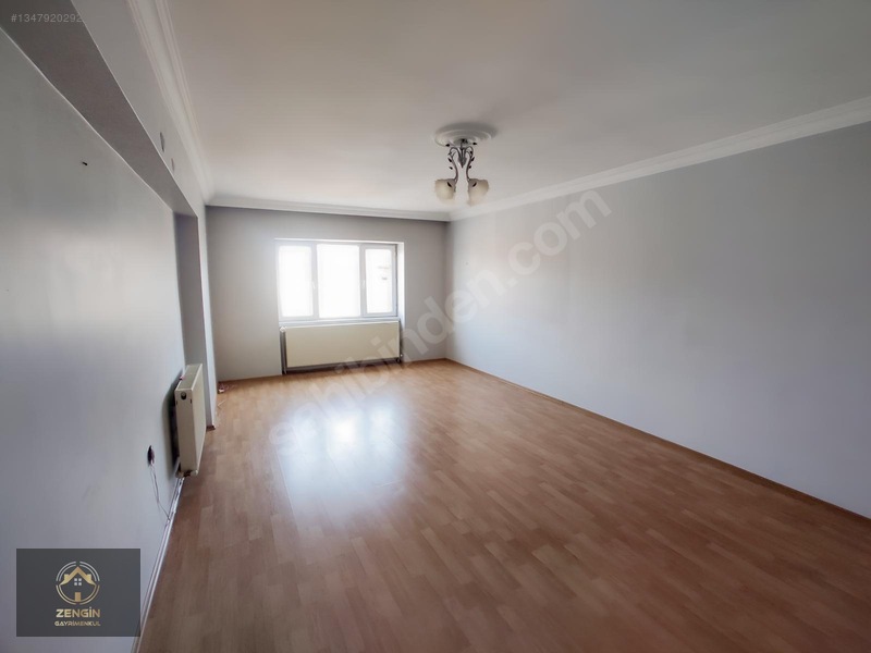 Etimesgut Alsancak Mah. Köşe Ön Cephe 3+1 Kiralık Daire — fotoğraf 5