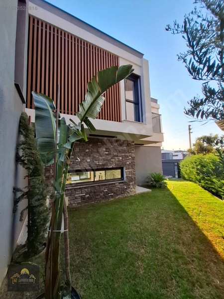 Kuşadası Soğucak Satılık Müstakil Arsa İçinde Özel Havuzlu Villa — fotoğraf 13