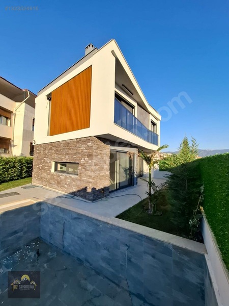Kuşadası Soğucak Satılık Müstakil Arsa İçinde Özel Havuzlu Villa — fotoğraf 14