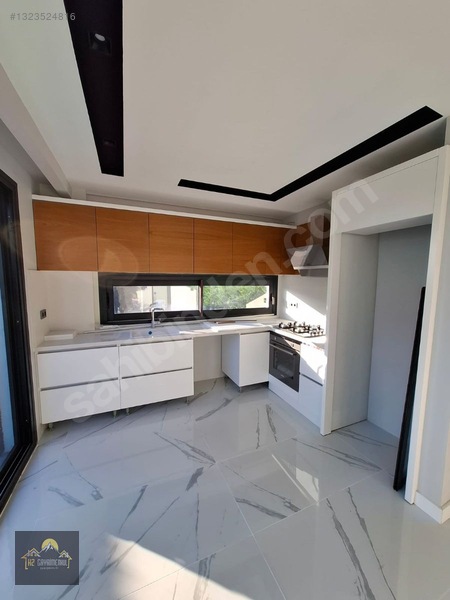 Kuşadası Soğucak Satılık Müstakil Arsa İçinde Özel Havuzlu Villa — fotoğraf 22
