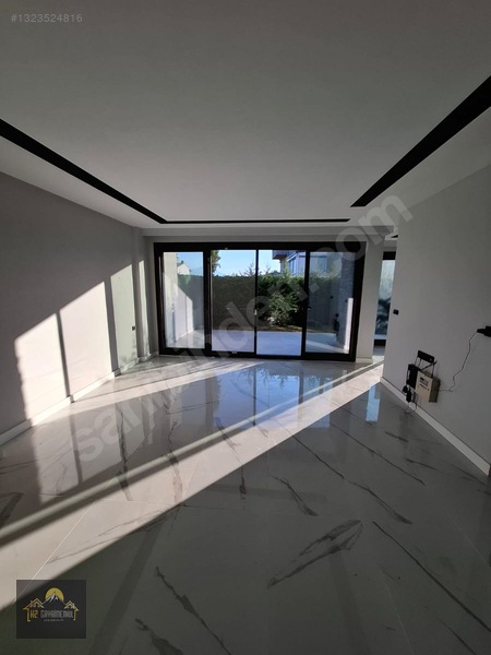 Kuşadası Soğucak Satılık Müstakil Arsa İçinde Özel Havuzlu Villa — fotoğraf 26
