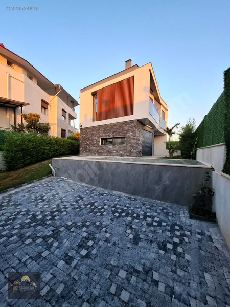 Kuşadası Soğucak Satılık Müstakil Arsa İçinde Özel Havuzlu Villa — fotoğraf 31