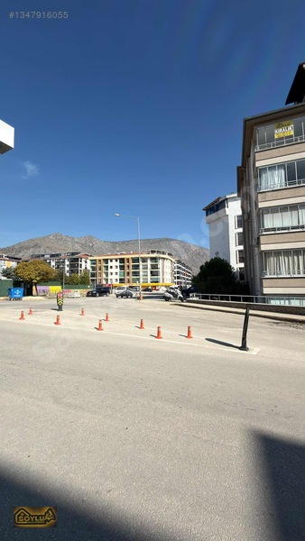 Şeyhcui Mah Geniş 3+1 Kiralık Daire En Merkezi Konum'da — fotoğraf 5