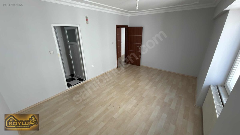 Şeyhcui Mah Geniş 3+1 Kiralık Daire En Merkezi Konum'da — fotoğraf 7