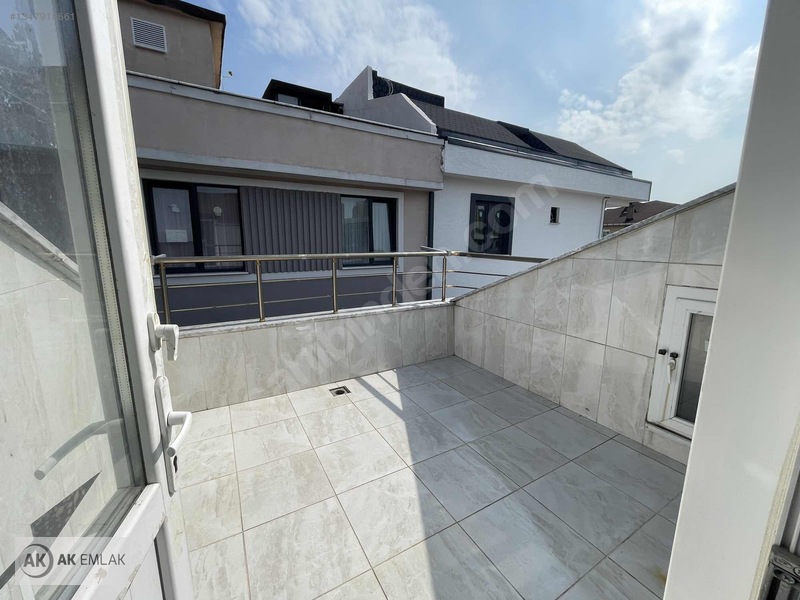 Ak Gayrimenkuldan Acil Satılık 4+1çatı Dubleks150m2 — fotoğraf 6