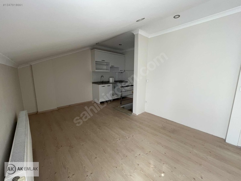 Ak Gayrimenkuldan Acil Satılık 4+1çatı Dubleks150m2 — fotoğraf 8