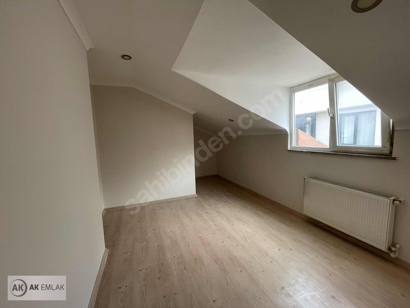 Ak Gayrimenkuldan Acil Satılık 4+1çatı Dubleks150m2 — fotoğraf 14