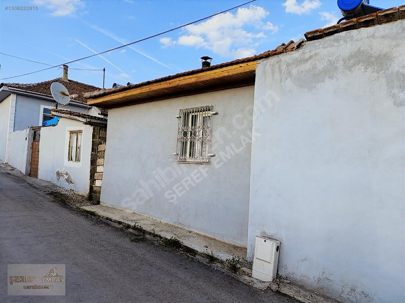 Şeref Emlak'tan Müstakil Satılık Ev — fotoğraf 2