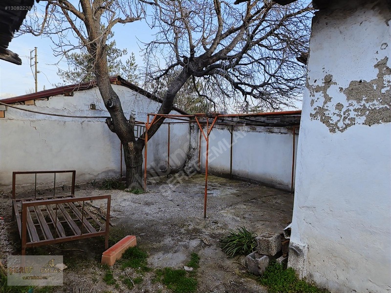 Şeref Emlak'tan Müstakil Satılık Ev — fotoğraf 6