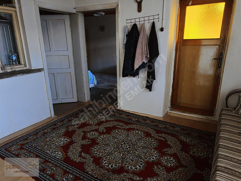 Şeref Emlak'tan Müstakil Satılık Ev — fotoğraf 8