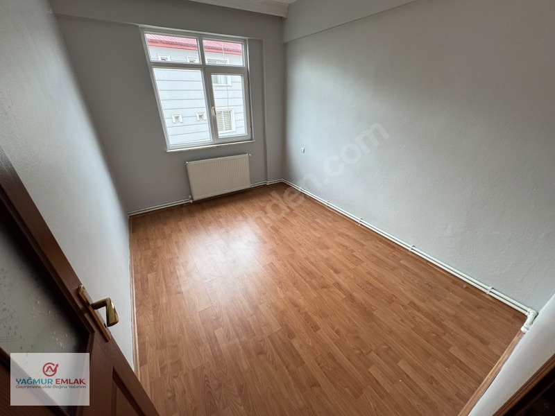 Yağmur Emlak'tan Derebahçe'de 4+1 Geniş Ferah Kiralık Daire — fotoğraf 6