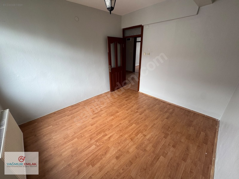 Yağmur Emlak'tan Derebahçe'de 4+1 Geniş Ferah Kiralık Daire — fotoğraf 9
