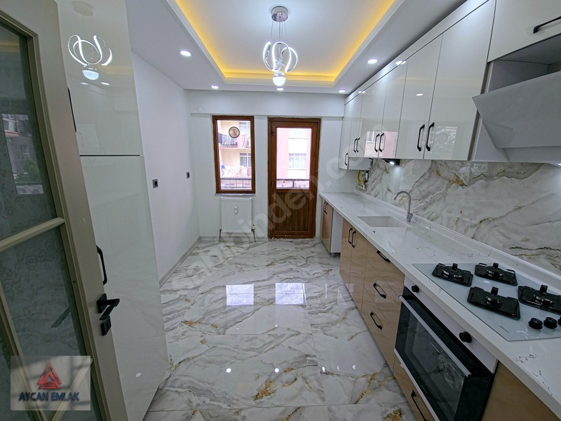 Yenimahalle Özevlerde İçi Komple Yenilenmiş Lüks Satılık Daire — fotoğraf 12