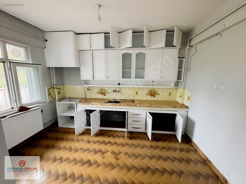 İlkadım Derebahçe'de Giriş Kat Kiralık 2+1 Daire — fotoğraf 15