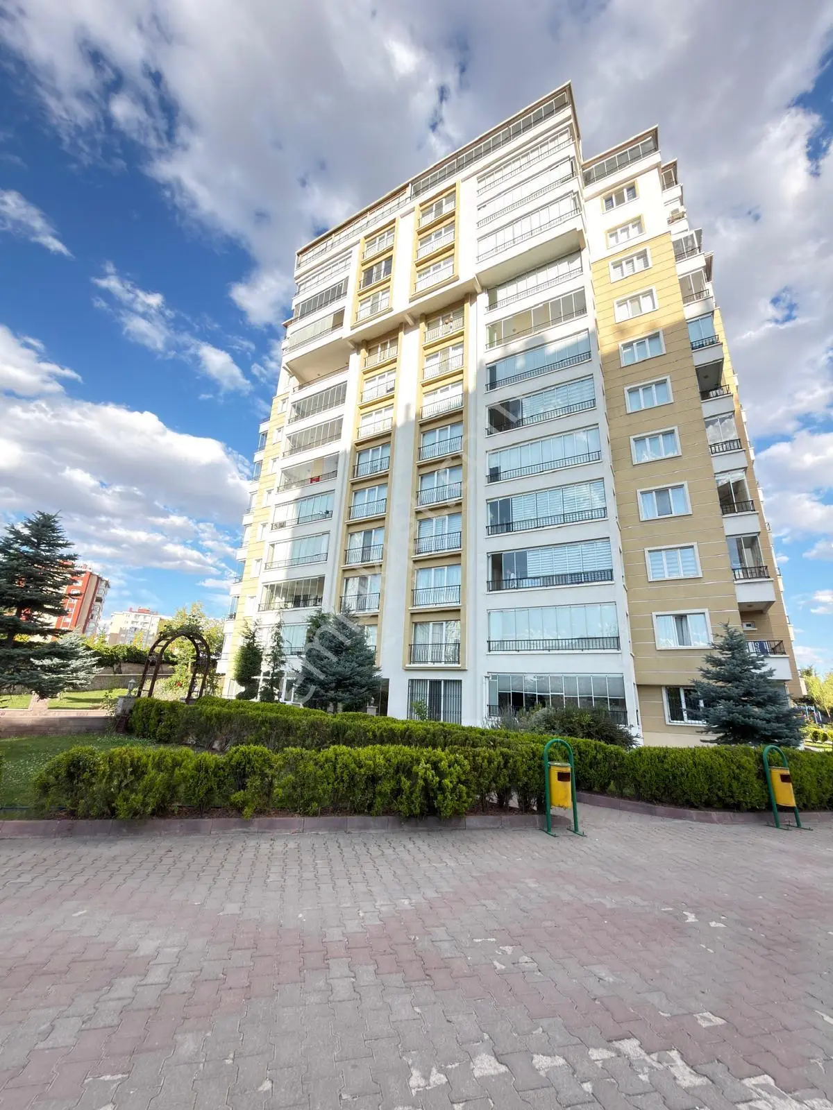Batıkent Merkezi Konumda Ara Kat Geniş 3+1 Daire — fotoğraf 4