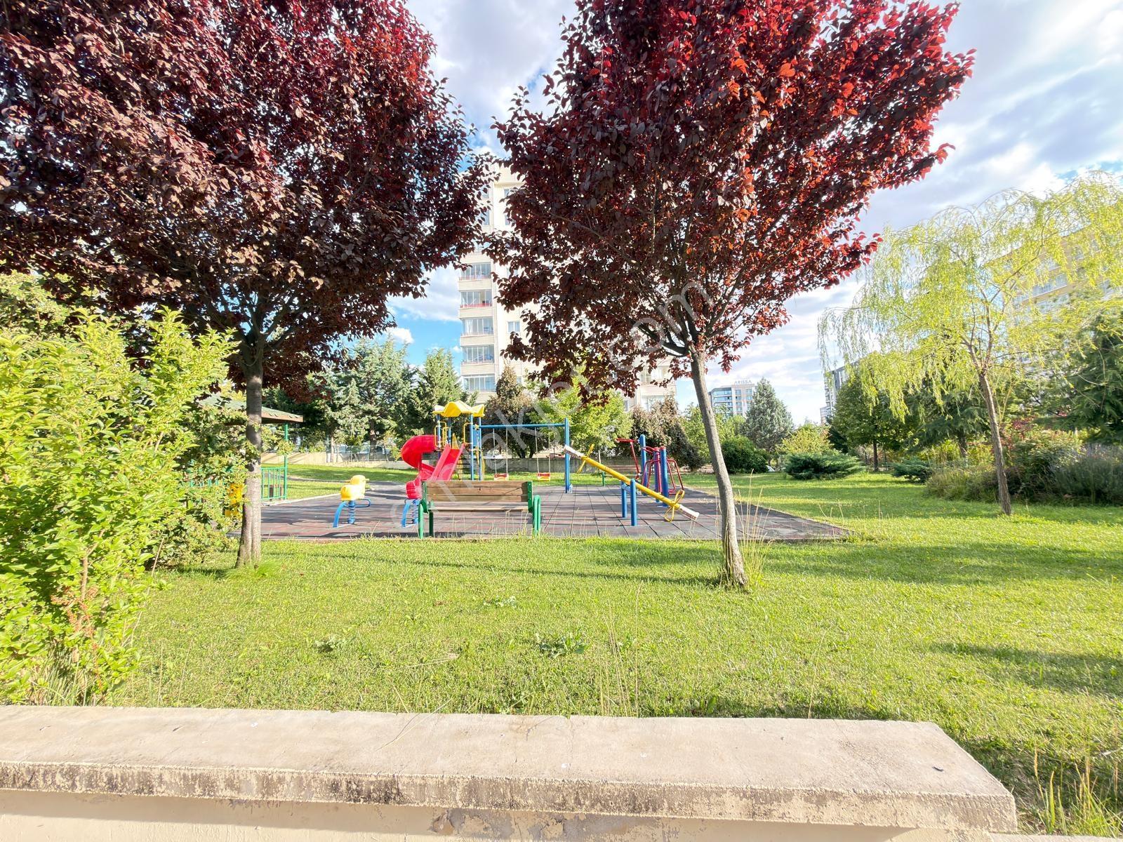 Batıkent Merkezi Konumda Ara Kat Geniş 3+1 Daire — fotoğraf 7