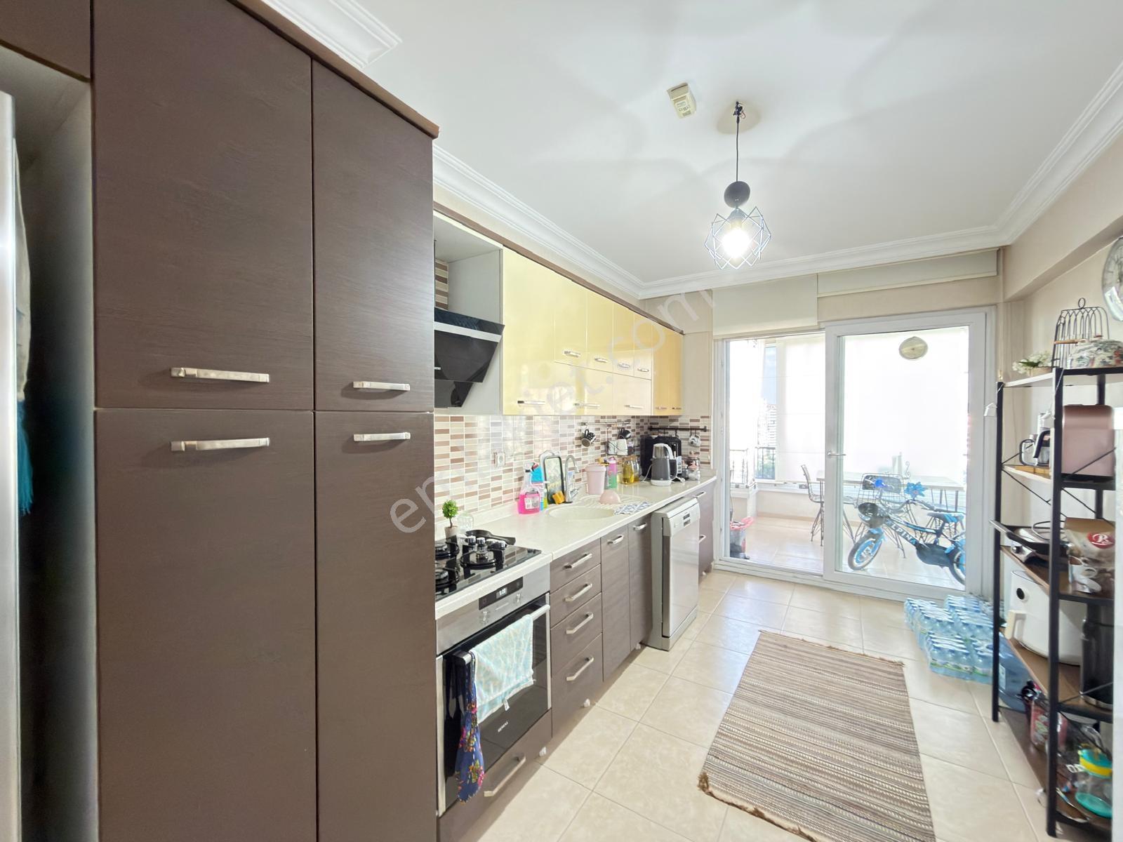 Batıkent Merkezi Konumda Ara Kat Geniş 3+1 Daire — fotoğraf 14