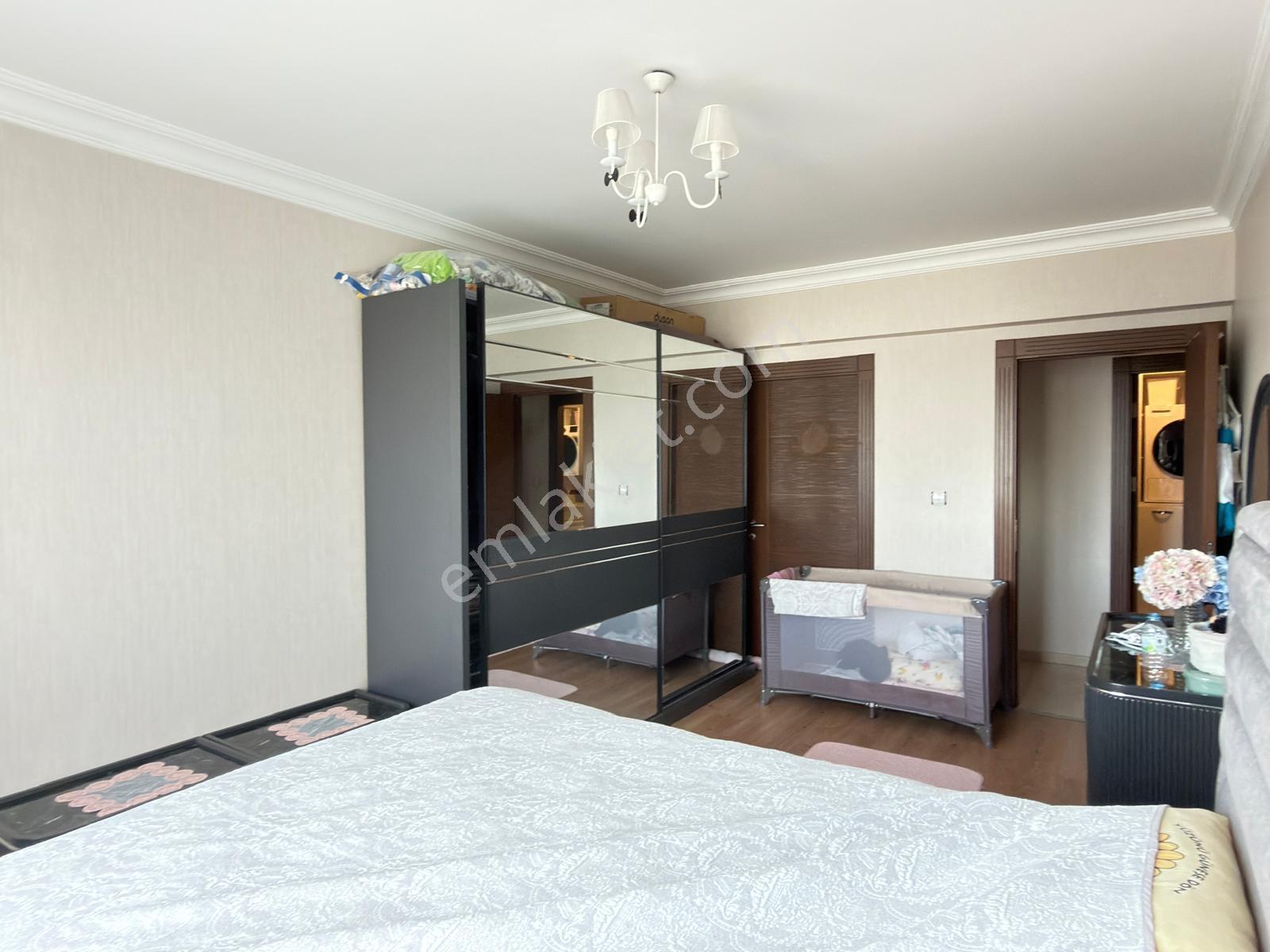 Batıkent Merkezi Konumda Ara Kat Geniş 3+1 Daire — fotoğraf 31