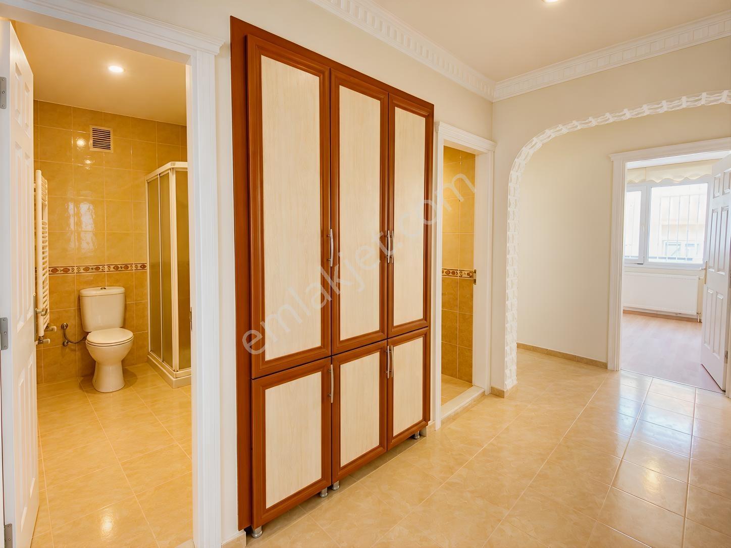 Buca Seyfi Demirsoy Ve Üçkuyular Yakını 3+1 Satılık Daire — fotoğraf 11