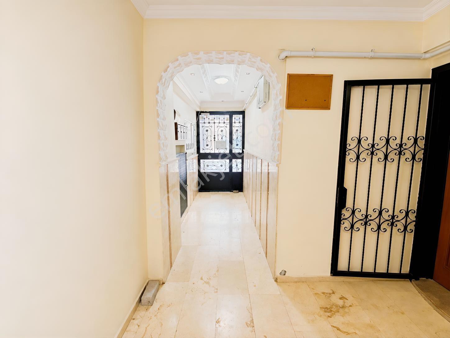 Buca Seyfi Demirsoy Ve Üçkuyular Yakını 3+1 Satılık Daire — fotoğraf 30