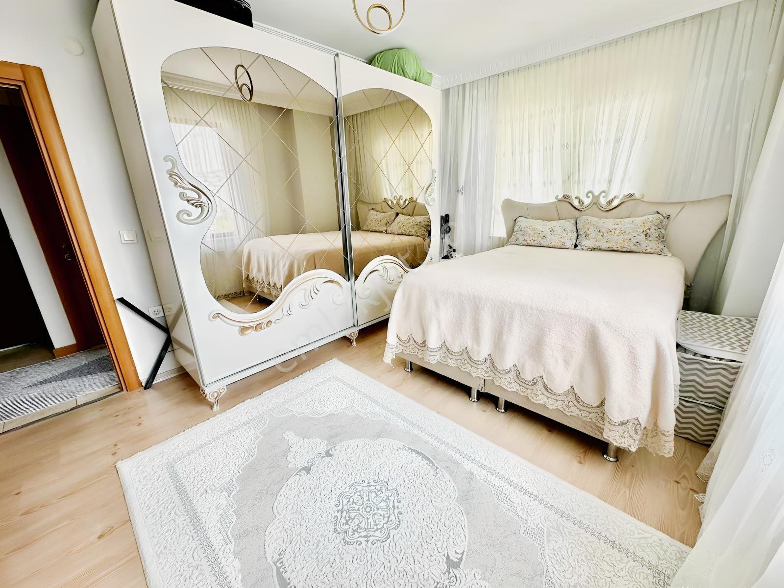 Pendik Şeyhli Metro 4+2 Satılık Dubleks Daire — fotoğraf 13