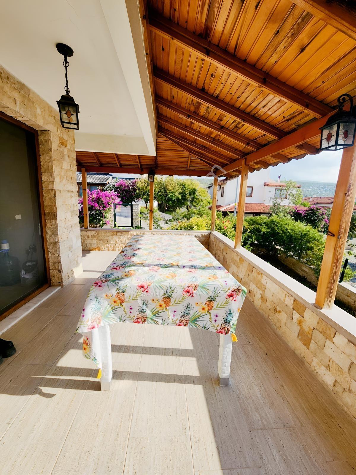 20 Urla Balıklıova İltur Sit. Deniz Manzaralı 3+1 Müstakil Villa — fotoğraf 4
