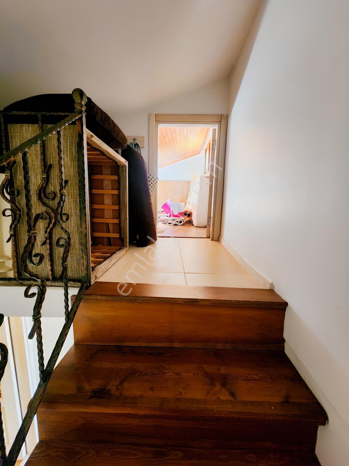 20 Urla Balıklıova İltur Sit. Deniz Manzaralı 3+1 Müstakil Villa — fotoğraf 15