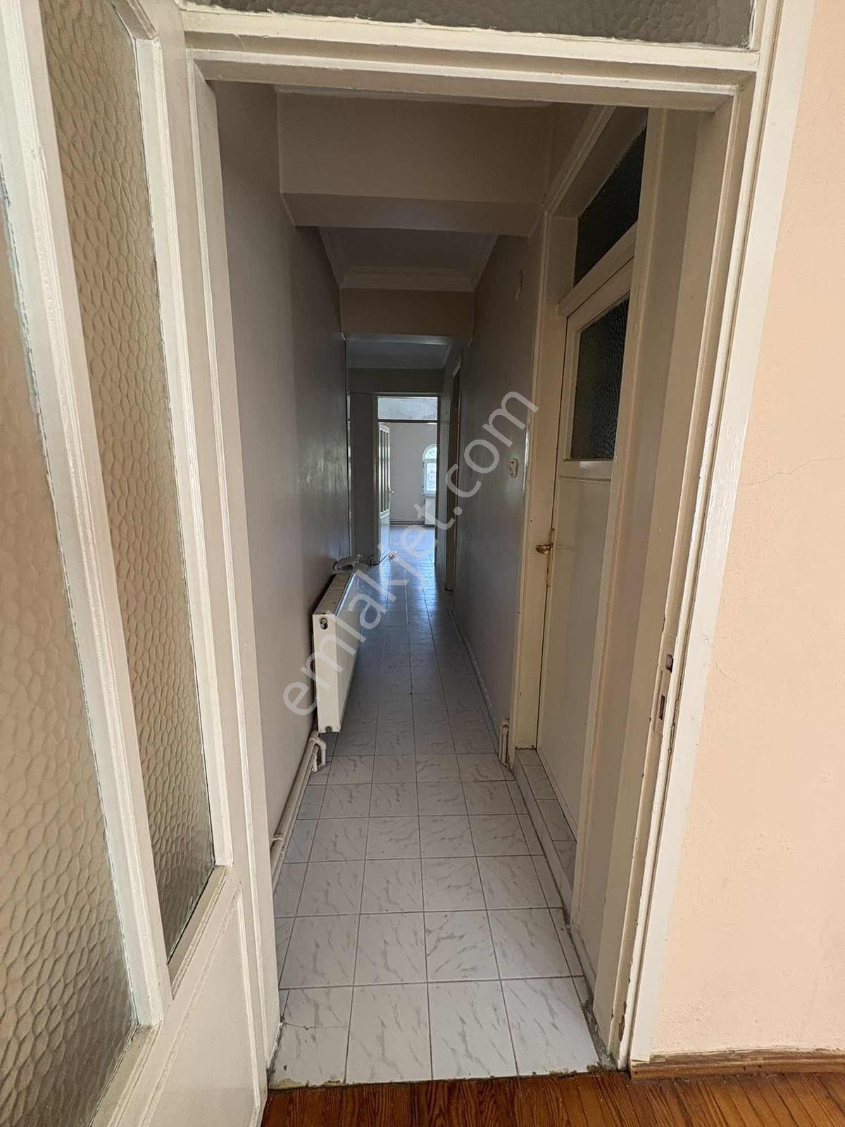 Bergama Tariş Karşısı 80 M2 2+1 — fotoğraf 10