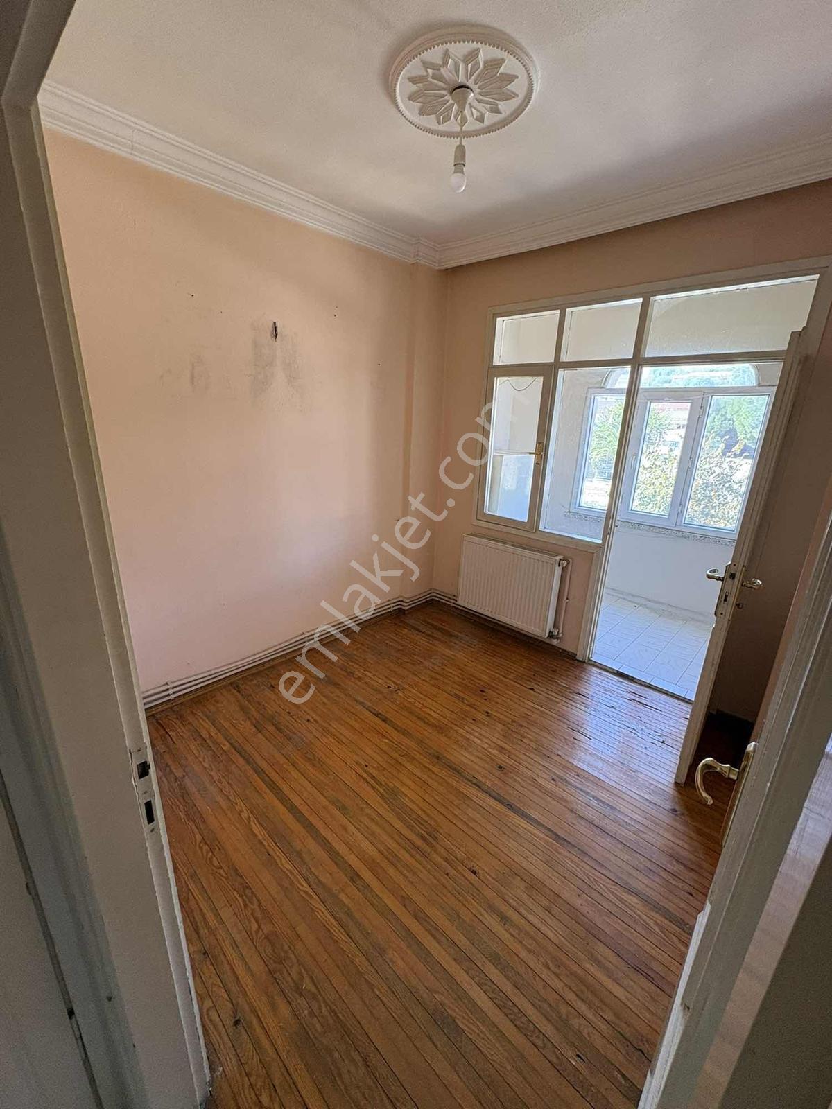 Bergama Tariş Karşısı 80 M2 2+1 — fotoğraf 11