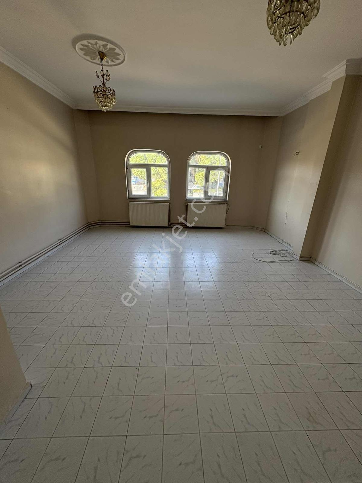 Bergama Tariş Karşısı 80 M2 2+1 — fotoğraf 16