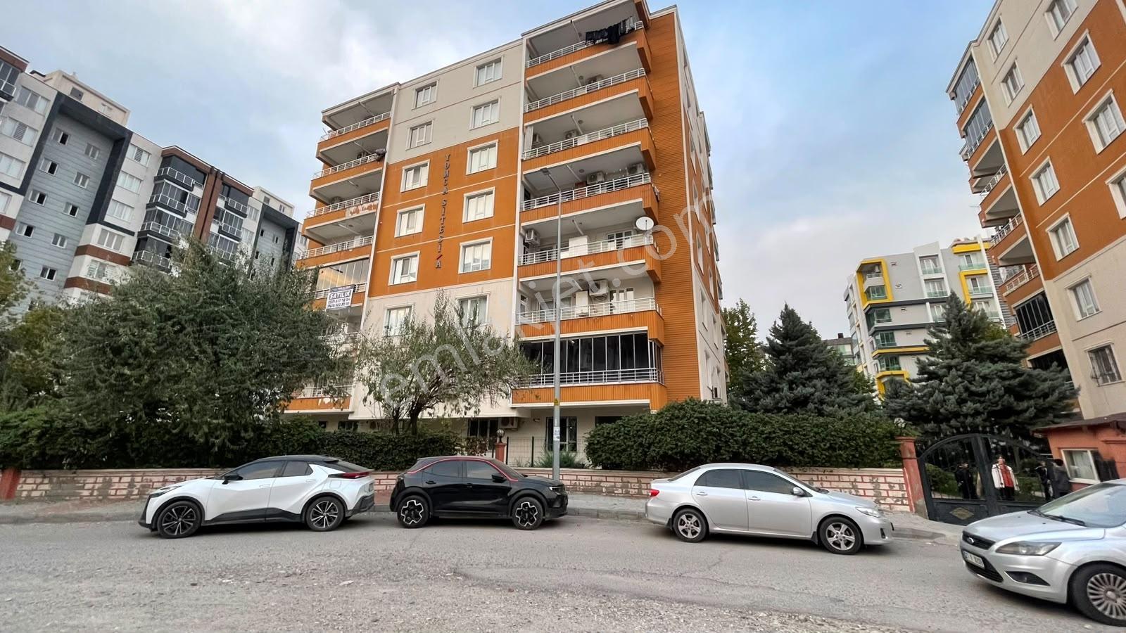 Wınn All Grup'Tan Gültepe Yonca Sitesi'Nde 3+1 Satılık Daire