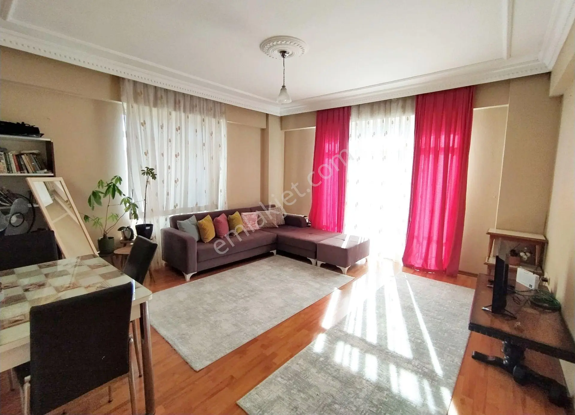 Mertcan'dan Cumhuriyet Mahallesi'nde 2+1 Satılık Daire — fotoğraf 5