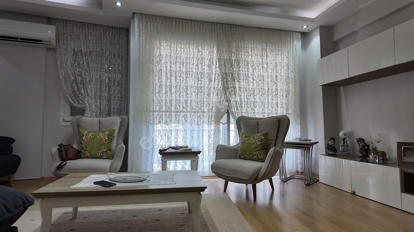 Şirinyer Merkezde 3+1 Çift Cephe Çift Balkon Daire — fotoğraf 3