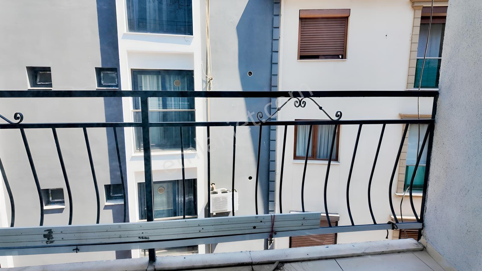 Şirinyer Merkezde 3+1 Çift Cephe Çift Balkon Daire — fotoğraf 31